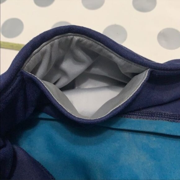 Brooks Womens Capri Leggings Size S Blue Striped Pattern Stretch Activewear - Picture 7 of 8